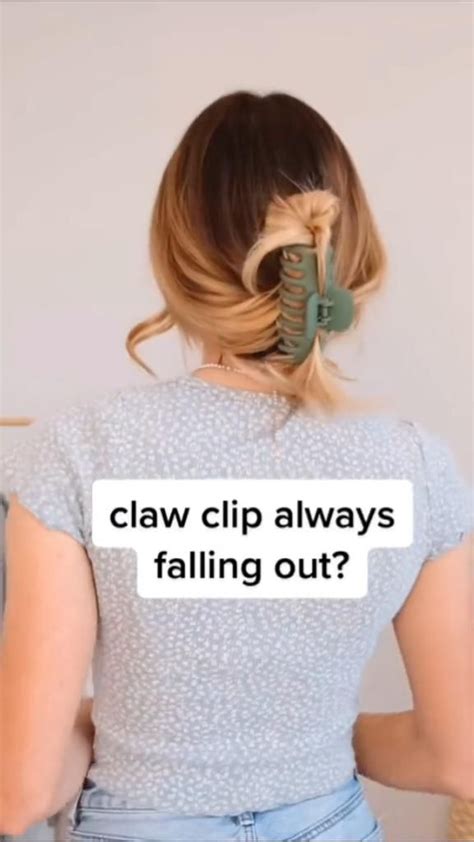 Easy Hair Style With Claw Clip Clip Hairstyles Hair Styles Curly
