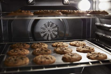 So, that's how microwave ovens work. Convection Bake vs. Regular Bake - What is the Difference ...