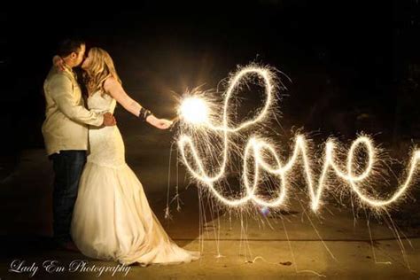 Light Painting With Lady Em Photography How To Fun Wedding