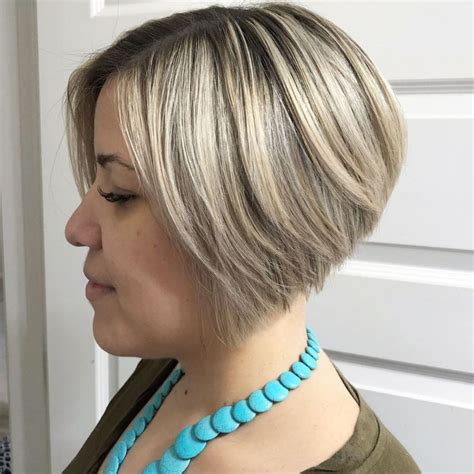 Stacked Jaw Length Bob For Straight Hair Stacked Haircuts Inverted