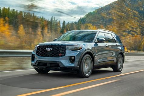 2025 Ford Explorer First Look New Looks And More Tech Edmunds