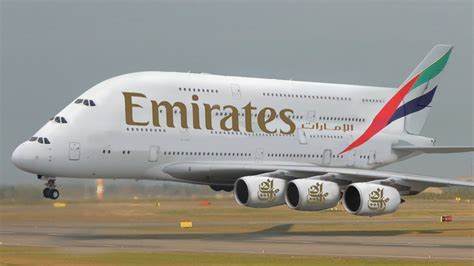 Biggest Aircraft Airbus A380 Emirates Antonov Vs Boeing Largest In The