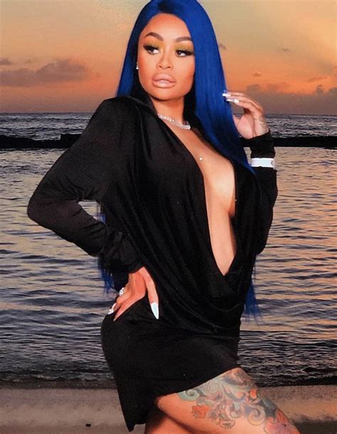 Blac Chyna Instagram Hot Model Champions Curves In Tighter Than Skin Latex Dress Daily Star