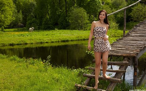Pictures Russian Girls Nude Beautiful Russian Girl Model Nature My Xxx Hot Girl