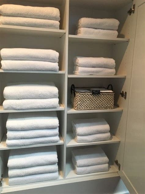 Post-KonMari: How to Organize Your Sheets and Towels (8 photos) | Linen