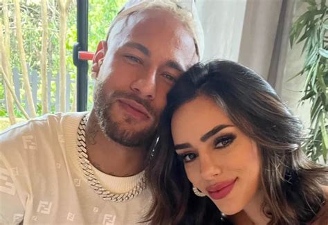 “can You Stand Me” Neymar Jrs Pregnant Girlfriend Bruna Biancardi Shares First Words Since