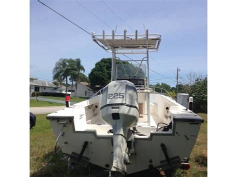 1987 Hydra Sports Center Console Powerboat For Sale In Florida