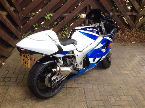 For suzuki fans, this might be a pretty special and unique bike to own considering it's both a highly sought after gsxr 750, and also the limited 50th anniversary edition model found only in 2014 model year bikes. Suzuki Gsxr 750 Srad 1999 fuel injected not 600 k1