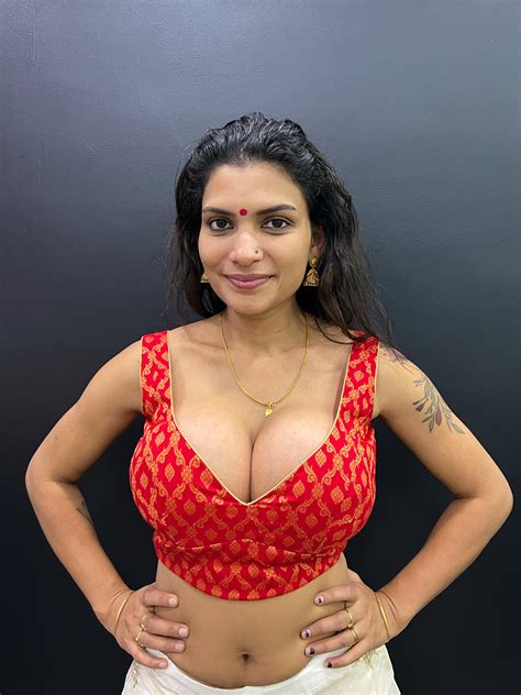Resmi R Nair Onam Special Nude Series Leaked Videos Actresshotti