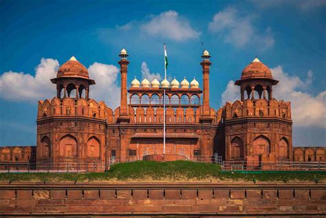 Top 10 Delhi Attractions And Places To Visit