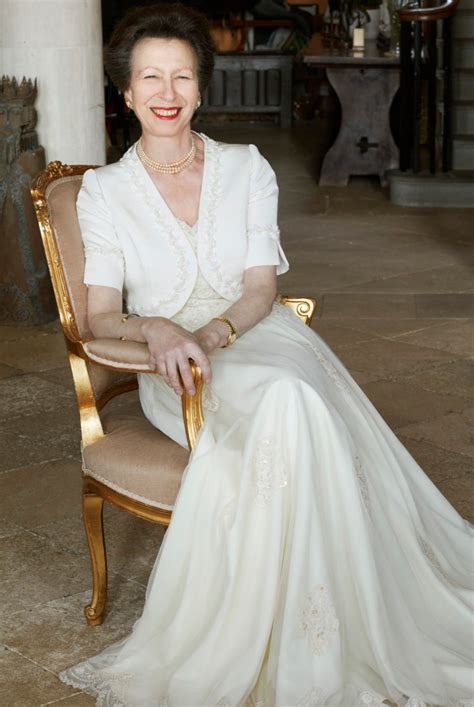 New Photos Of Princess Anne As She Celebrates Her 70th Birthday Metro