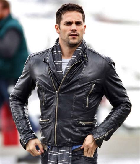 21 Stylish Leather Jackets Look Of Male Celebrities
