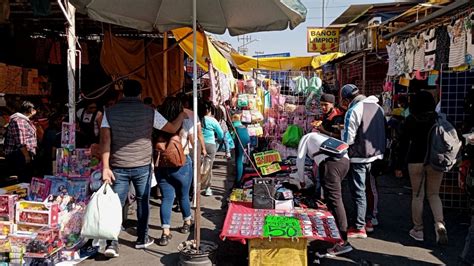 Un Vendedor Ambulante Gana Más Que Un Profesionista En México