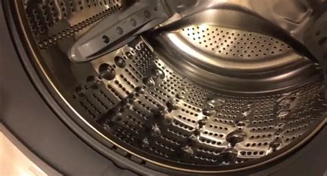 How To Get Rid Of Brown Flakes In Washing Machine 2023 Solution