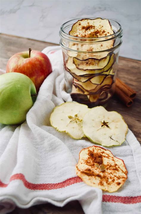 How To Make Perfect Apple Chips In The Dehydrator The Incredible Bulks