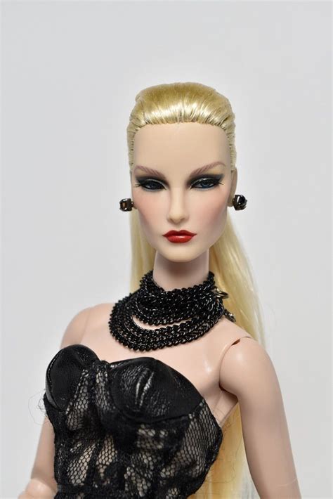 pin de patrizia nardi en only barbie fashion barbie muñecas lindas muñecas