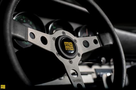 Yellow Porsche 911 Momo Heritage Prototipo Steering Wheel In Silver