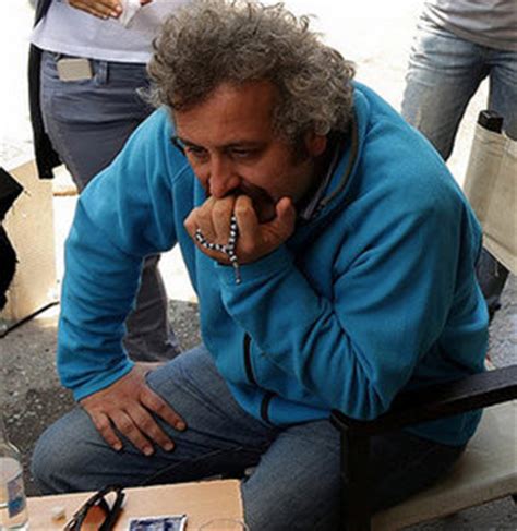 Onur ünlü (born 24 june 1973) is a turkish film director, screenwriter, poet and actor. Onur Ünlü'den yeni film! | Kültür-Sanat Haberleri