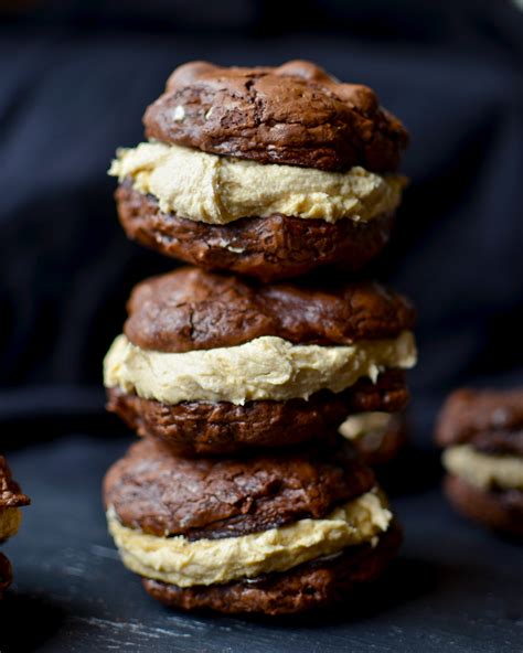 Yammies Noshery Brownie Cookie Sandwiches With Fluffy Peanut Butter