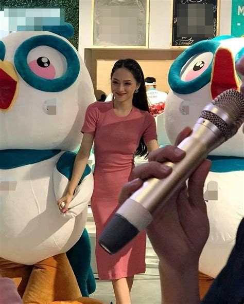 Nhấn vào ký hiệu trên hàng để cài đặt chất lượng. Ảnh cam thường của sao Việt: Hoà Minzy đạt đến đỉnh cao da mộc