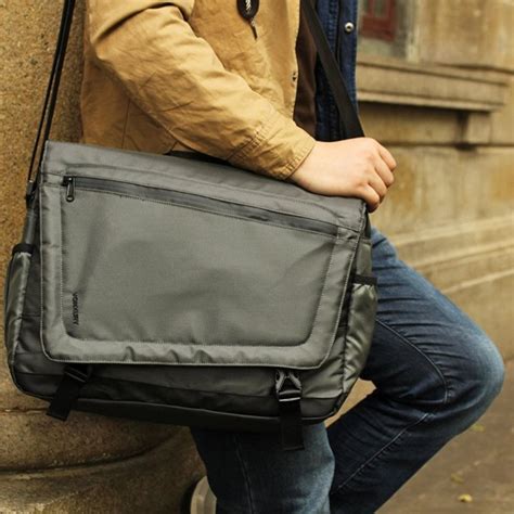 Men Lightweight Water Resistant 156 Laptop Messenger Bag Crossbody Bag