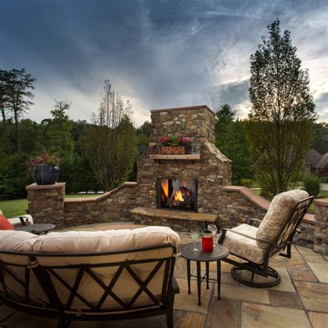 Outdoor Lifestyles Courtyard 42 Fireplace Stone And Patio