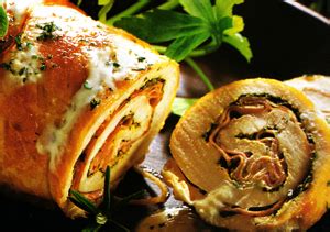 Come preparare un rotolo di tacchino al forno. Rotolo di tacchino alle erbe | 1000 Ricette