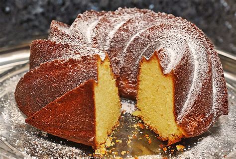 Entdecken sie hier unsere große auswahl an exklusiven und raffinierten rezepten. Zitronenkuchen von AFRED1 | Chefkoch | Zitronenkuchen ...