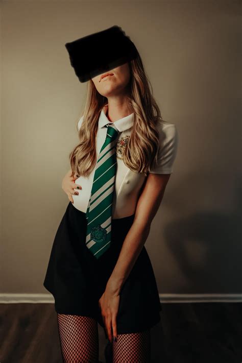 Daphne Greengrass From Harry Potter By Carnalcarly Rnsfwcosplay