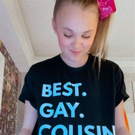 Jojo Siwa Seemingly Comes Out By Wearing Best Gay Cousin T Shirt E Online Ca