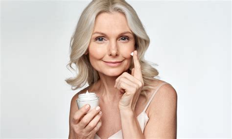 Top Skin Care Tips For Older Women
