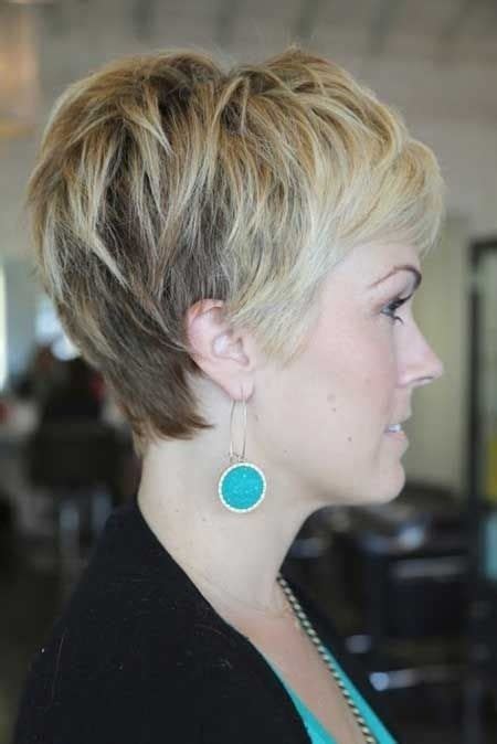 18 short hairstyles for thick hair styles weekly