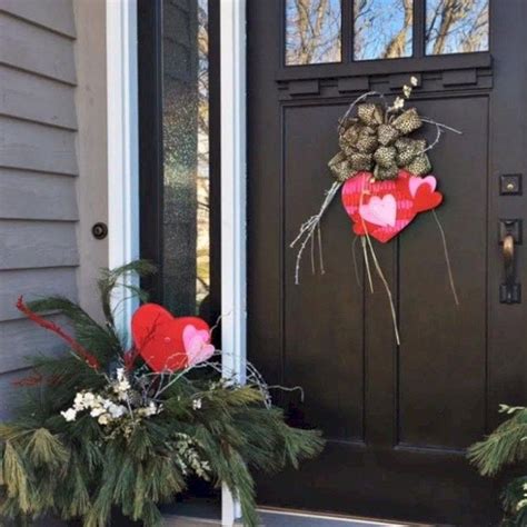 46 Awesome Valentine Outdoor Decorations Pimphomee Valentines