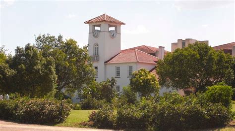 Sa Committee Congratulates Fort Hare University On Its Centenary Year