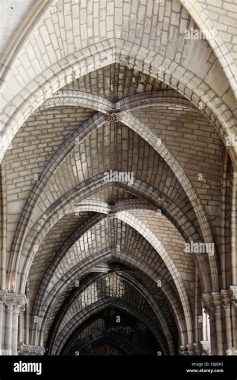 Rib Vault Hi Res Stock Photography And Images Alamy