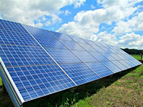 Solar power plants are amazing pieces of engineering. Top Solar Power Plant Manufacturer In India | Solar Power ...