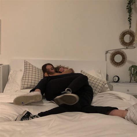 Sofie On Instagram “feet” Cute Lesbian Couples Lesbian Love Cute