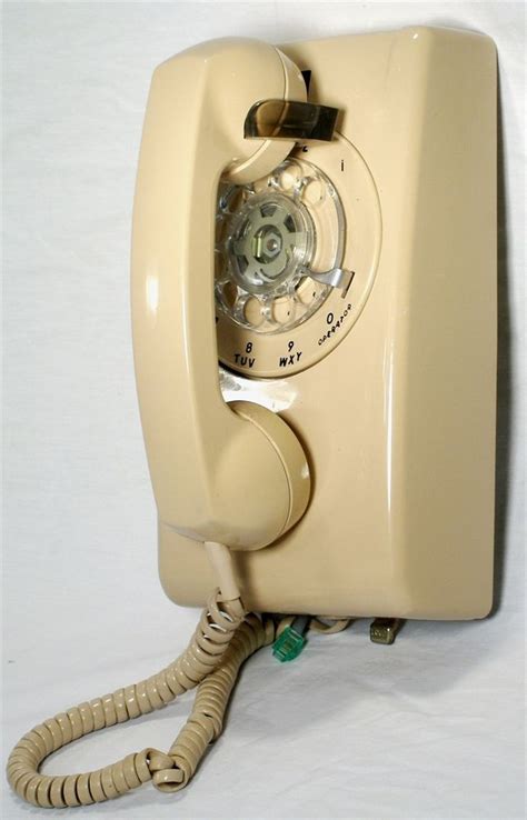 Retro Classic Beige Itt 554 Rotary Dial Wall Phone Telephone Works