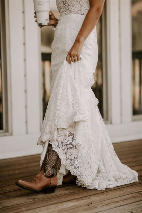 Cowboy Boots And Weddings Country Style Wedding Dresses Country