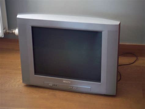 Tv and video crt television. Philips tv | Philips crt TV 60x45x50 20 euros | John 'n ...