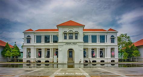The building was declared a state museum when the construction of istana abu bakar completed in 1965. The Sultan Abu Bakar Museum | Located in the Royal Town of ...