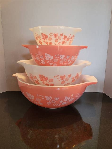 PINK GOOSEBERRY PYREX Cinderella Mixing Nesting Bowls 441 442 Etsy UK