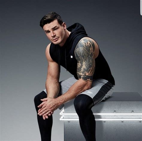 Workout Clothing Ideas For Cool Men Who Are Stunning 10 Mens Workout Clothes Gym Men Gym Guys