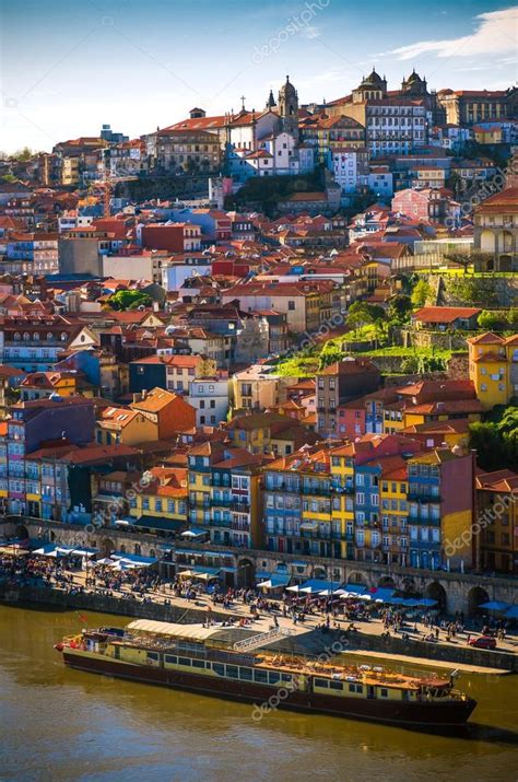 Cityscape Of Oporto Downtown — Stock Photo © Ccaetano 108583780