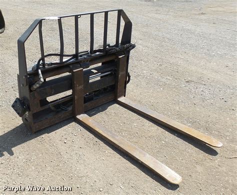 Bobcat Pallet Hydraulic Skid Steer Pallet Forks In Raymore Mo Item