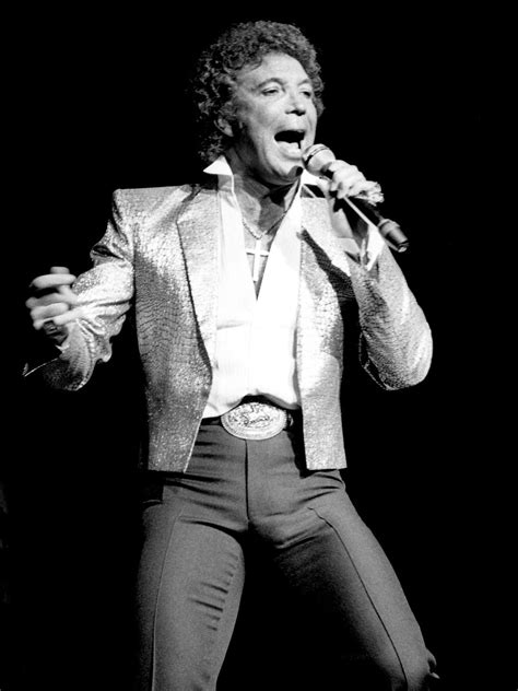 Music Pics Music Pictures Guy Pictures Tom Jones Young Sir Tom