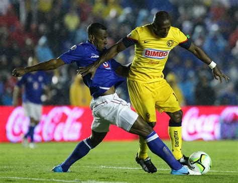 Pregunto porque creo haberlo visto en fox sports y él entrenó acá en venezuela see more. Giménez le da ventaja al Cruz Azul ante el América
