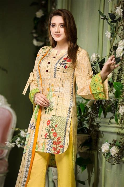 Latest Summer Kurti Designs 2019 Collection For Women In Pakistan