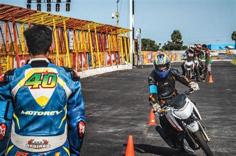 Racr Riding School To Be Held On March 4 And 5 2022