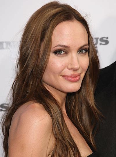Angelina Jolies Sexy Cat Eye Beauty Riot